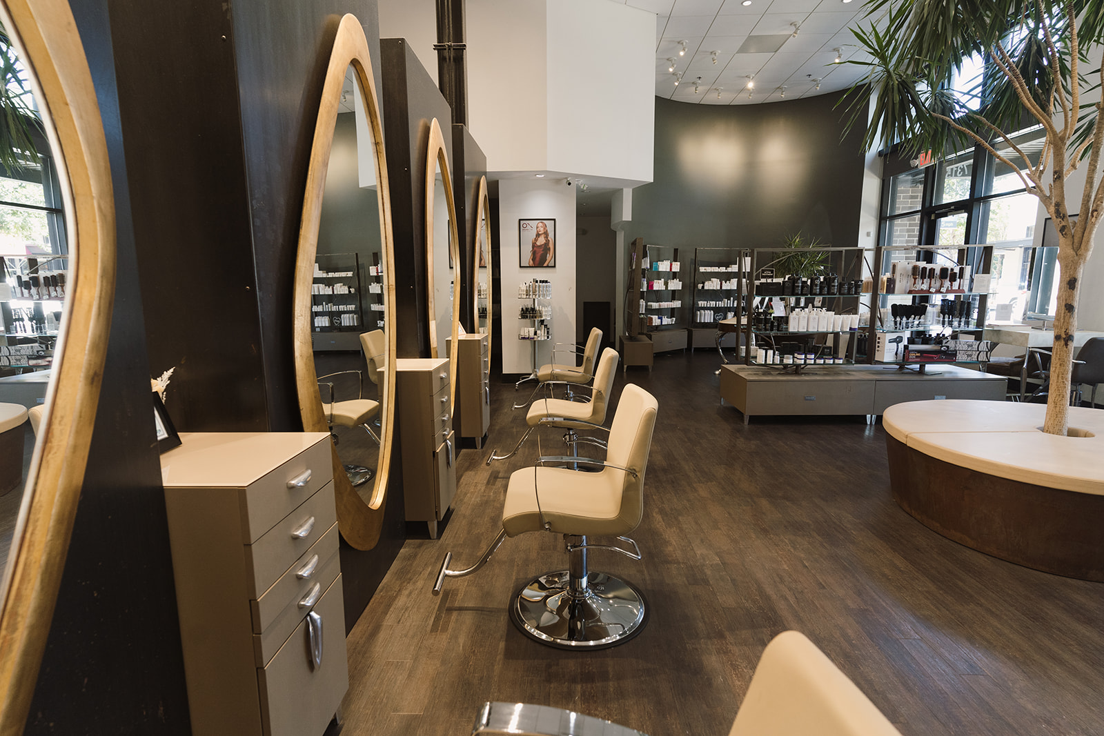 Modern Salon & Spa